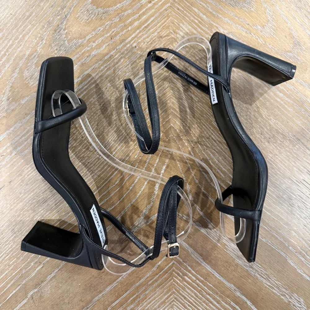 Steve Madden comfort strappy free